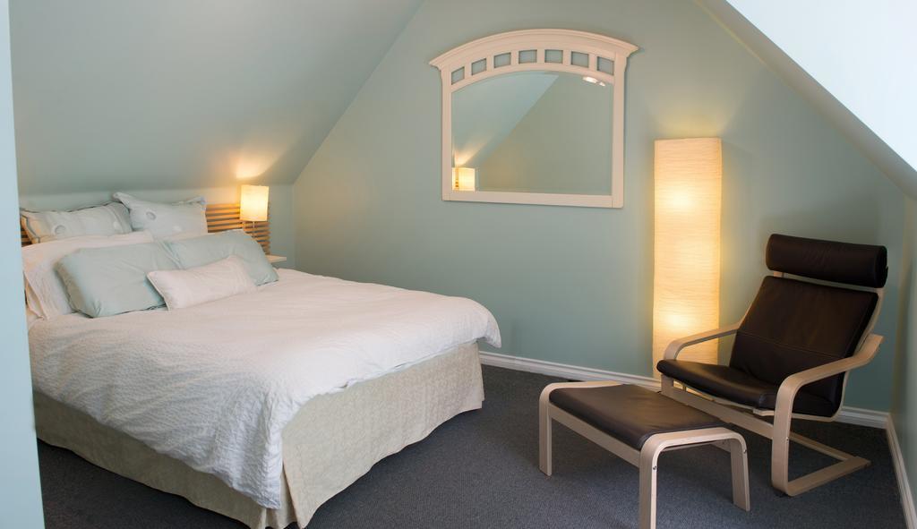 Silver Star Bed And Breakfast Vernon Room photo