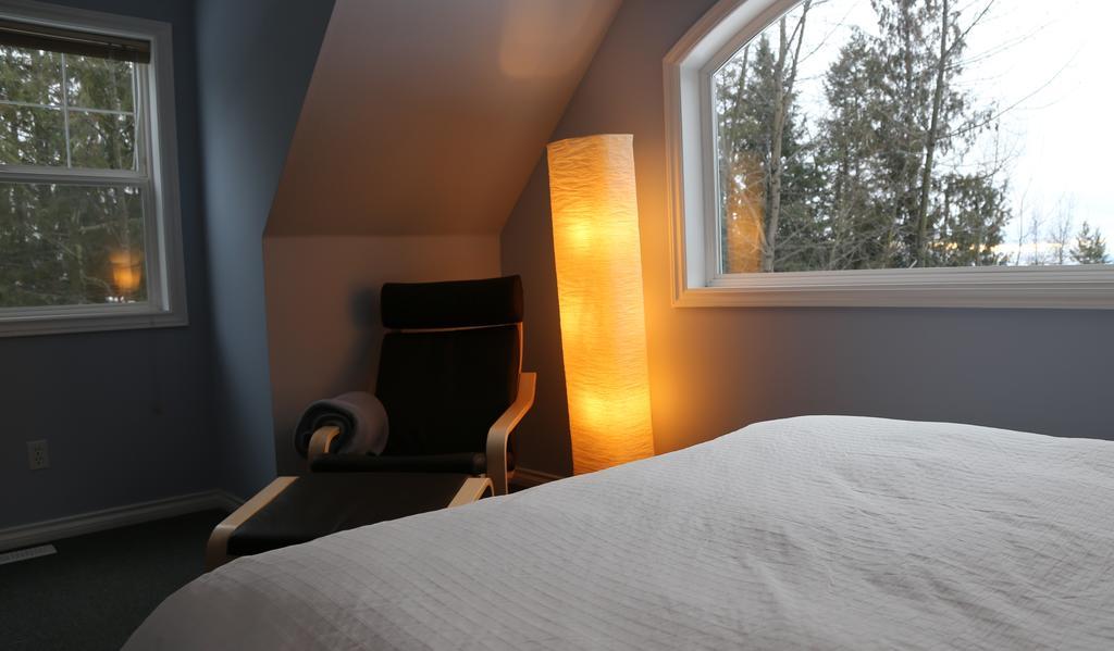 Silver Star Bed And Breakfast Vernon Room photo